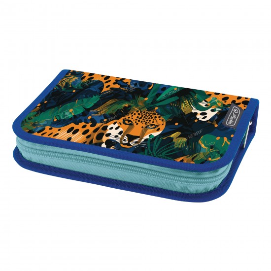 PENAR ECHIPAT 16 PIESE, INCLUDE ARTICOLE DE COLORIAJ, ARTICOLE PENTRU SCRIS SI STERS, FERMOAR ASCUNS, INTERIOR TEXTIL, DIMENSIUNE 13.5 X 19.5 X 3.5 CM, MOTIV SILENT HUNTER