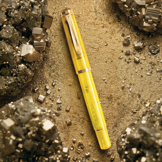 STILOU CLASSIC M200 M EDITIE SPECIALA PYRITE+CALIMARA PYRITE 50ML CUTIE CADOU