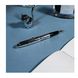 Stilou Silver Pilot varf fin penita aur alb corp argintiu